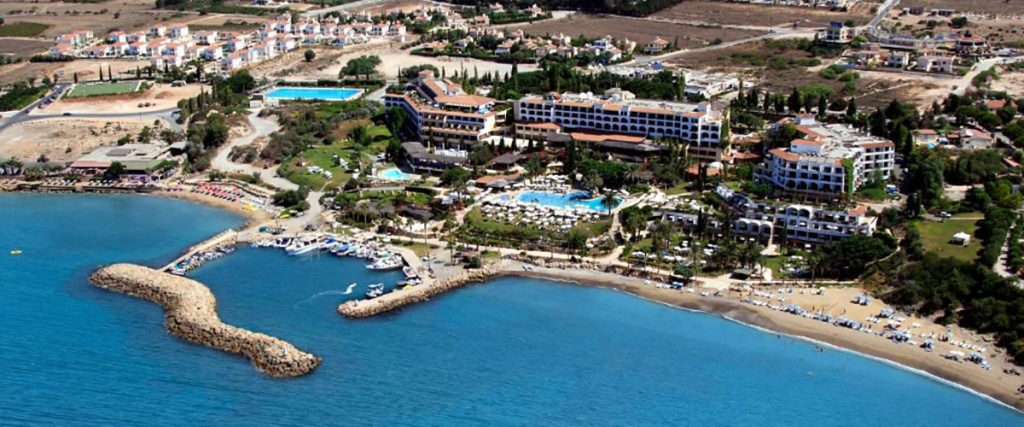 Leptos Coral Beach Hotel